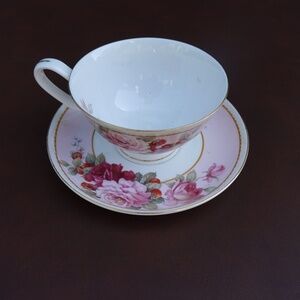 Antique Style Floral Decorated Tea Cup with Saucer Bone China Pink Roses Coffee